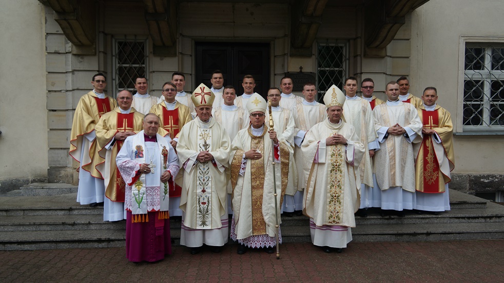 Nowowyświęceni diakoni