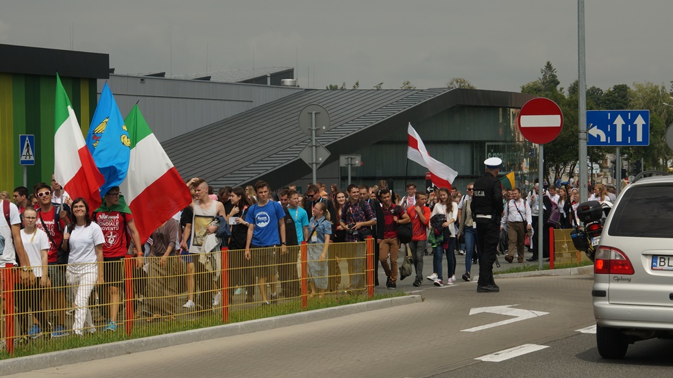 Procesja Misjonarzy Miłosierdzia ulicami Łomży