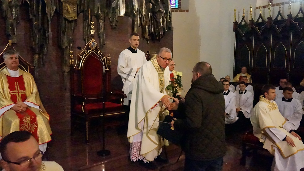 Wielki Czwartek. Msza Wieczerzy Pańskiej. Życzenia składane przez WspólnotęTheoforos w imieniu wszystkich wiernych