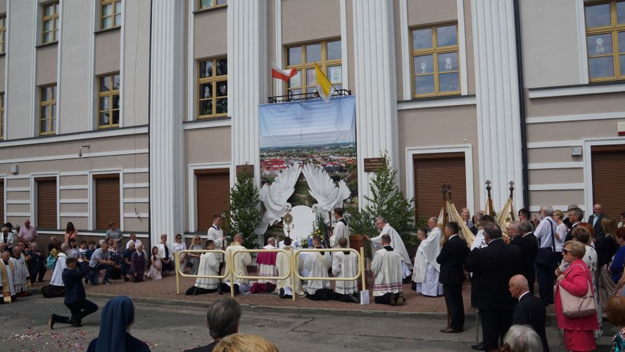 Ołtarzyk przy Szkołach Katolickich